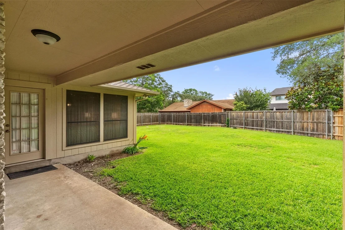 Photo of 1409 Thaddeus CV