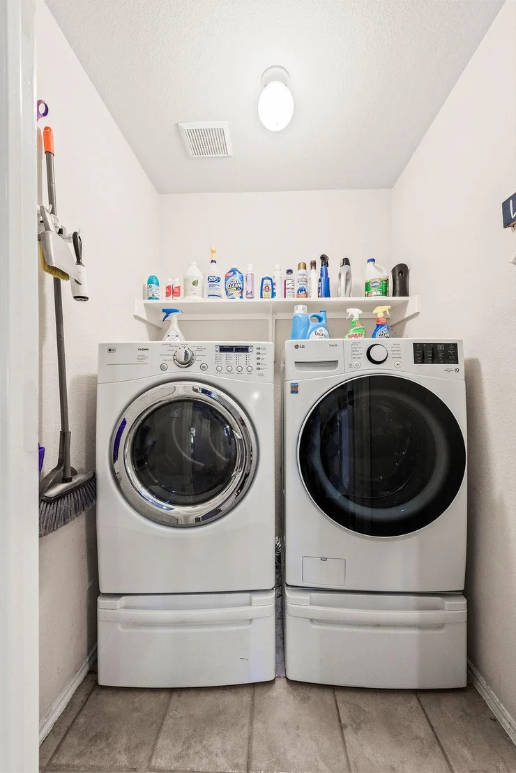 Photo of 4221 N Summercrest LOOP