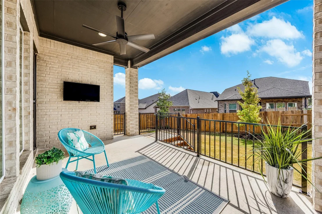 Photo of 200 Green Knoll LN