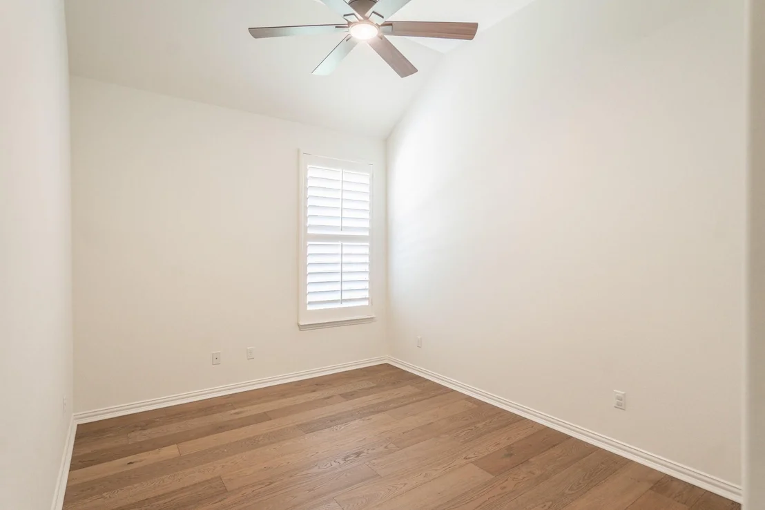 Photo of 557 Merion DR