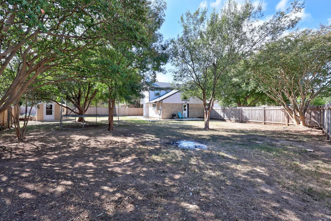 Photo of 806 Brook BND