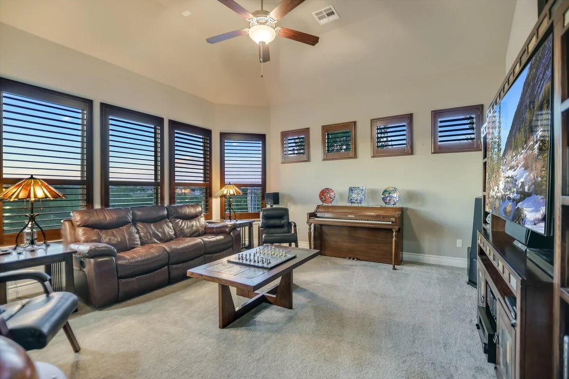 Photo of 3705 Juniper Rim RD