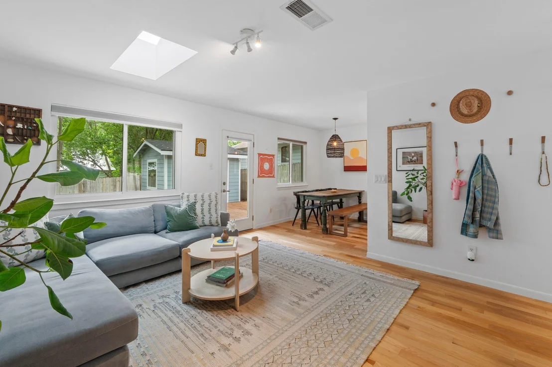 Photo of 3711 Werner Ave