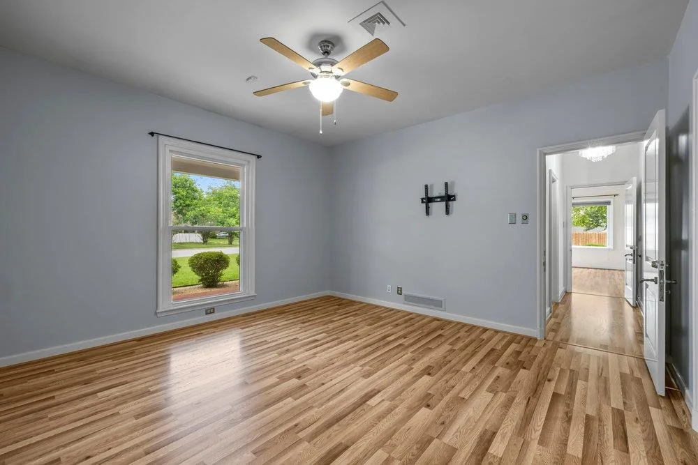 Photo of 707 W Thompson Ave