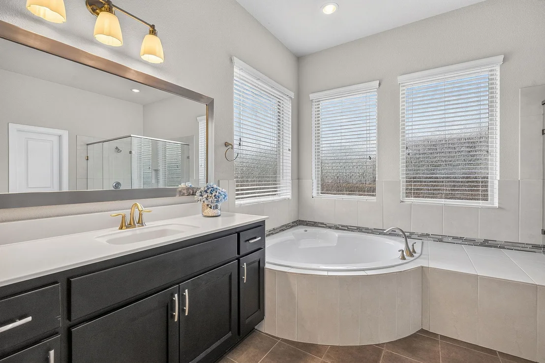 Photo of 266 Merion DR