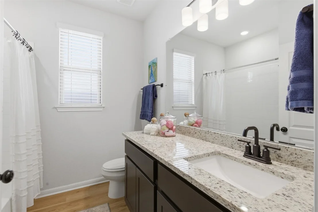 Photo of 108 Gullivers DR