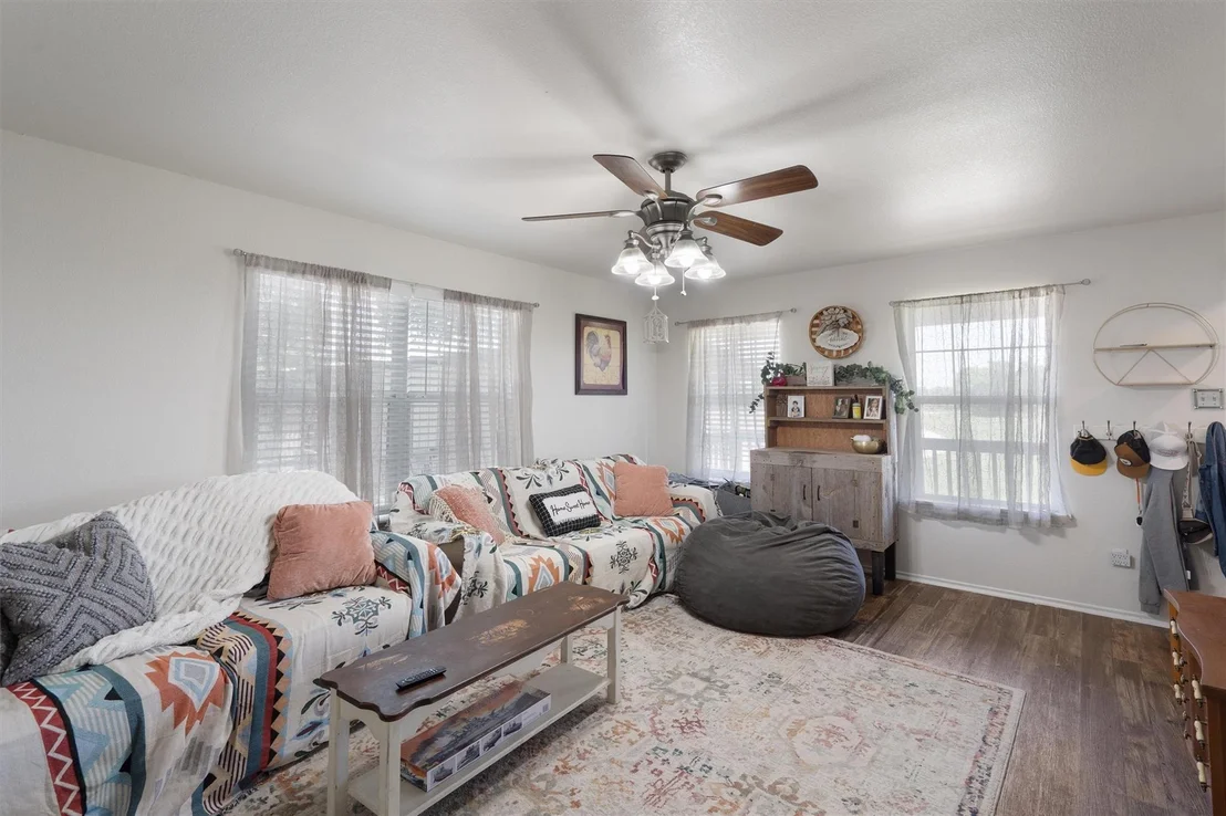 Photo of 2189 County Road 421