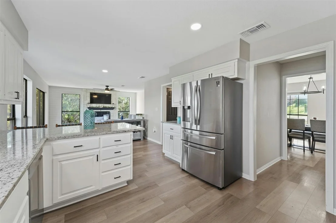 Photo of 21302 High DR