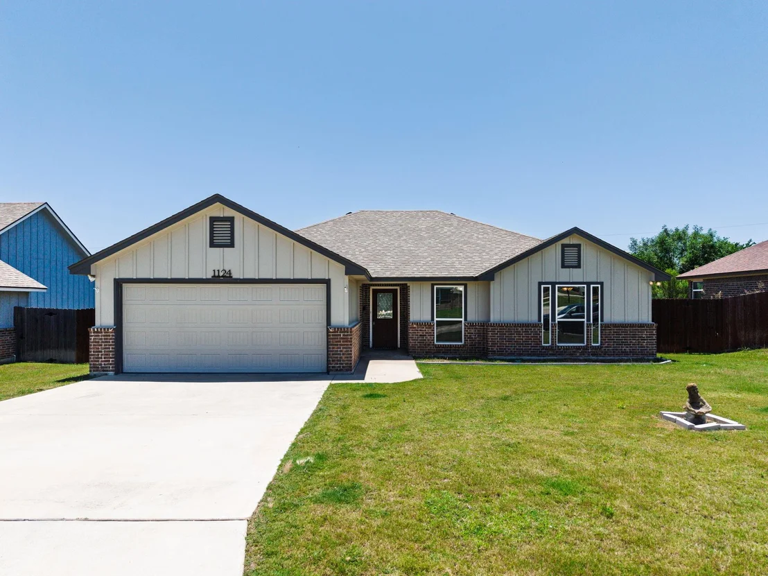 Photo of 1124 Limestone DR