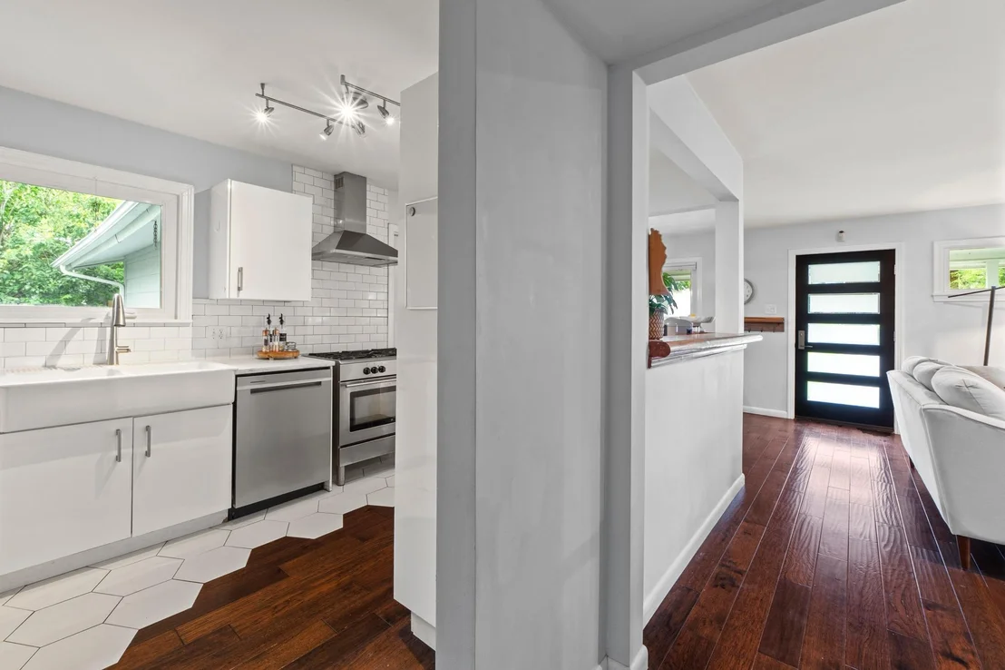 Photo of 1301 Ridgemont DR