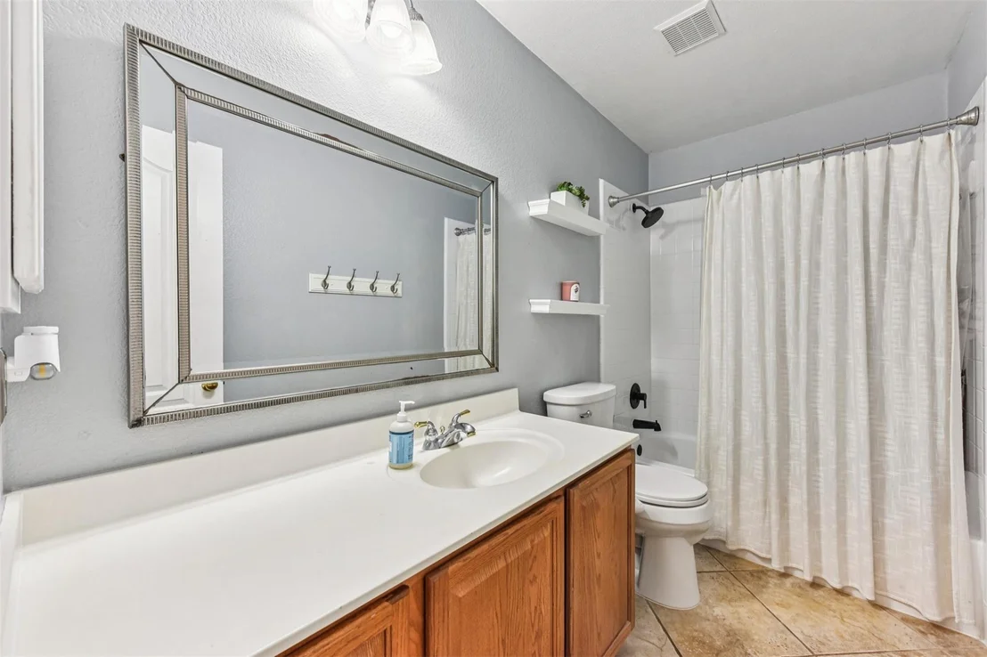 Photo of 611 Haleys CV