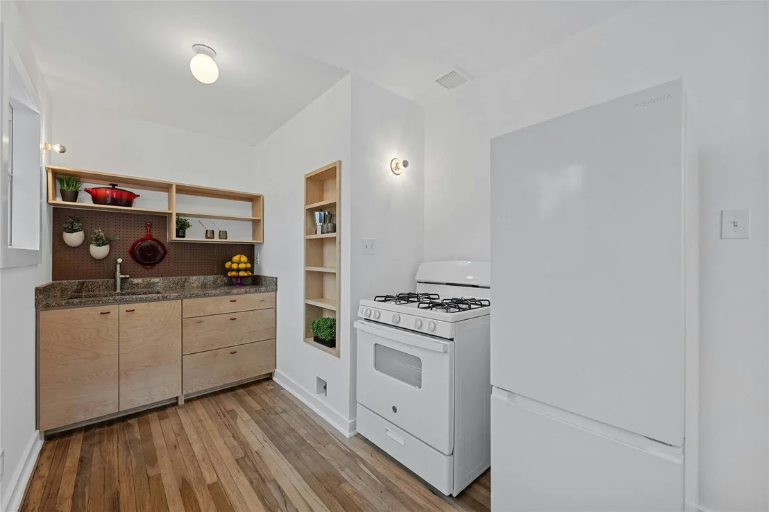 Photo of Unit 2 at 4525 Avenue D