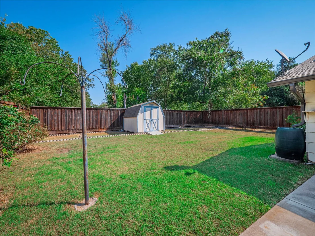 Photo of 5000 Creek Bend DR
