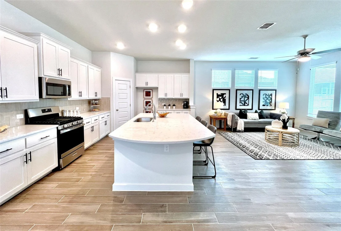 Photo of 151 Acadia DR