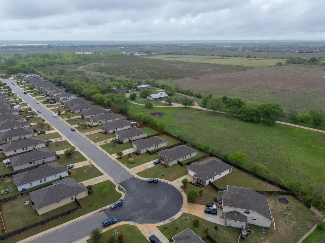 Photo of 100 Jackson Blue LN