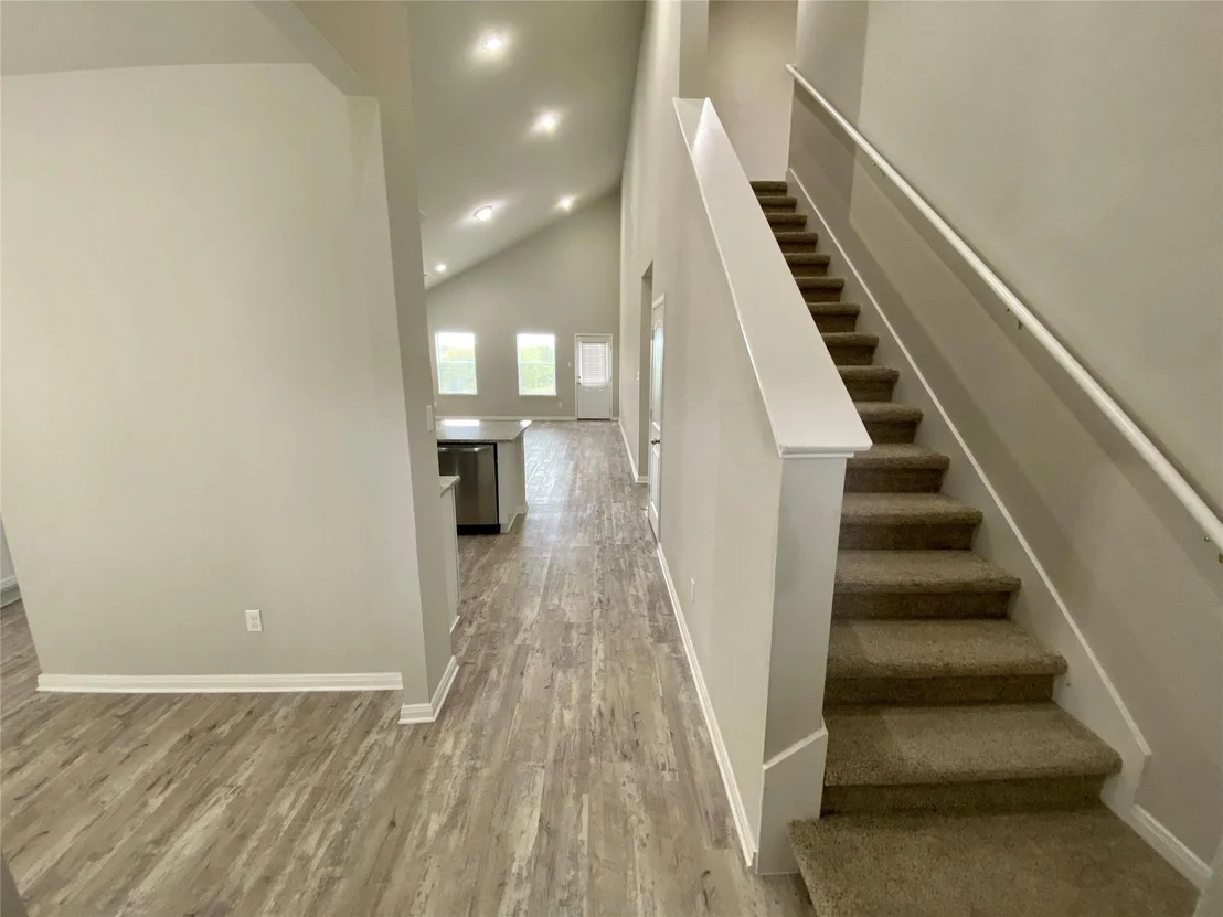 Photo of 632 Donegal LN