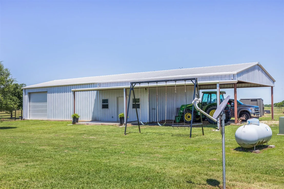 Photo of 1801 County Road 216