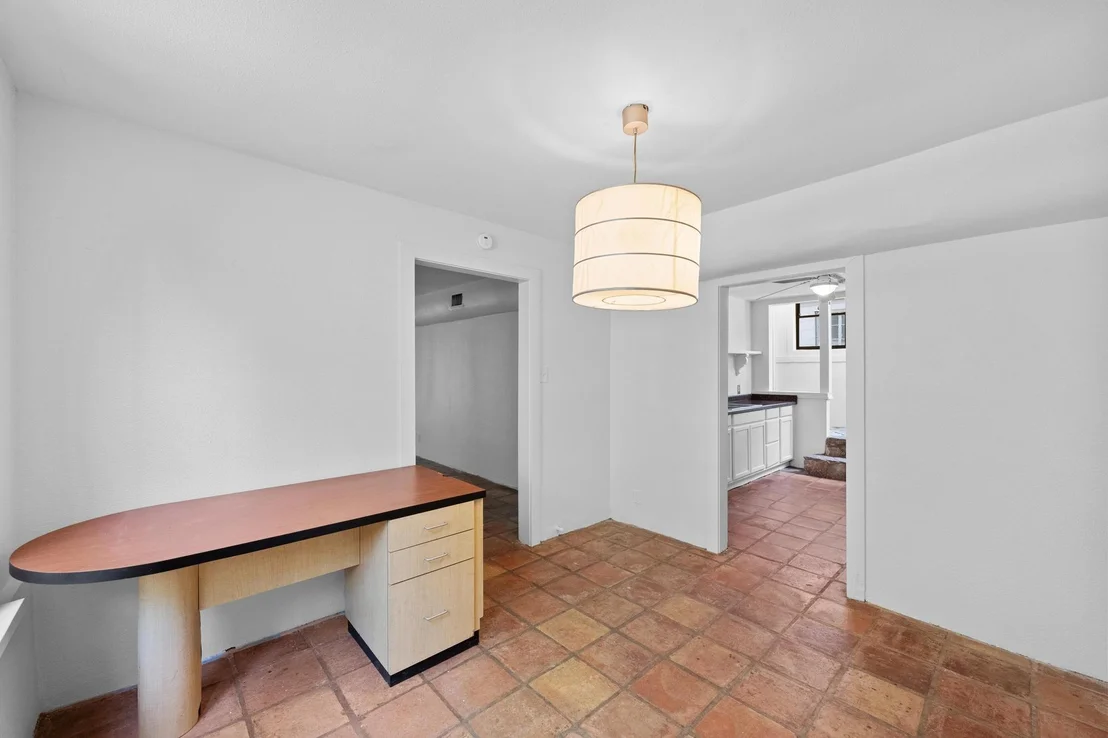 Photo of 713 Patterson Ave