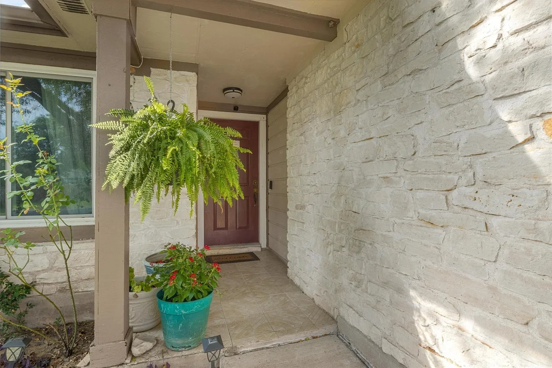 Photo of 1701 Laurel PATH