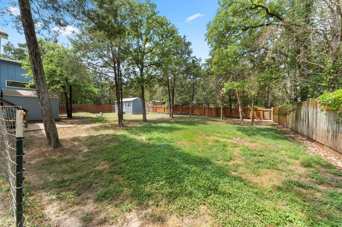 Photo of 120 Meadowood DR