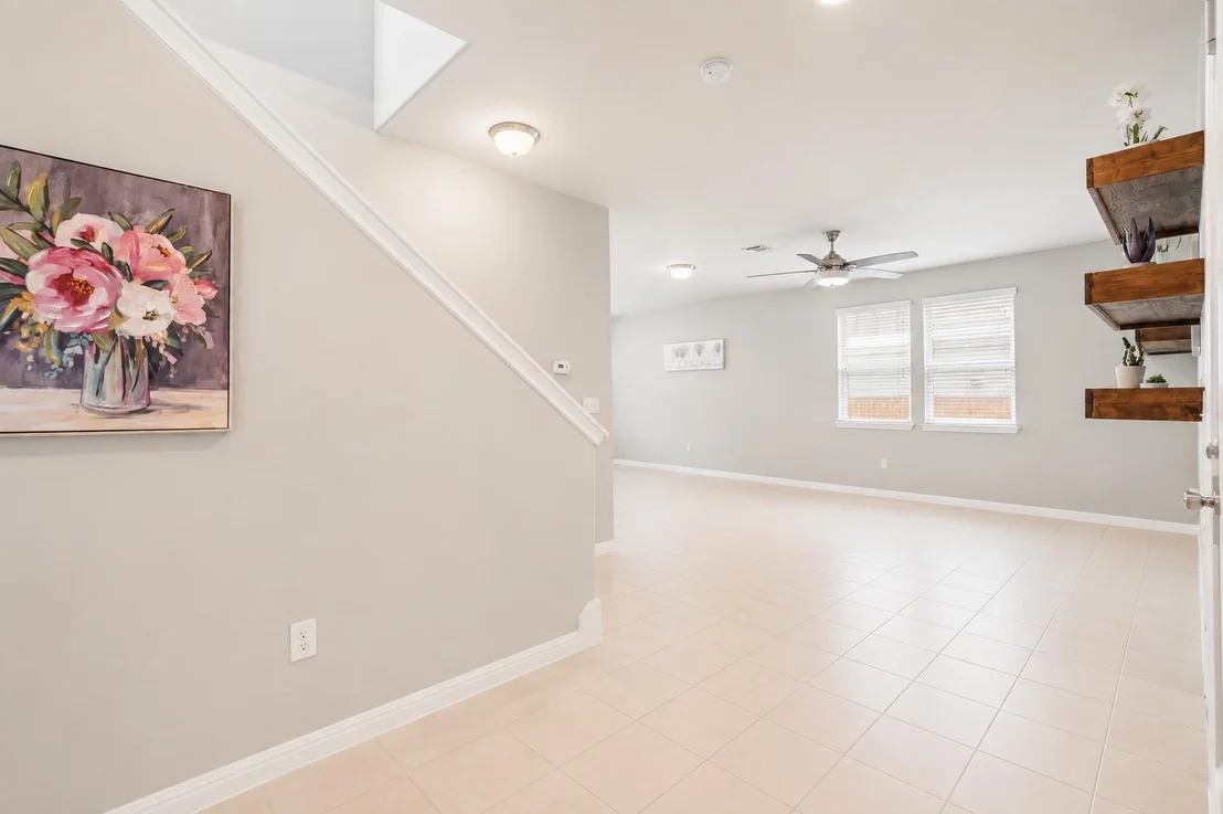 Photo of 366 Eagle Brook LN