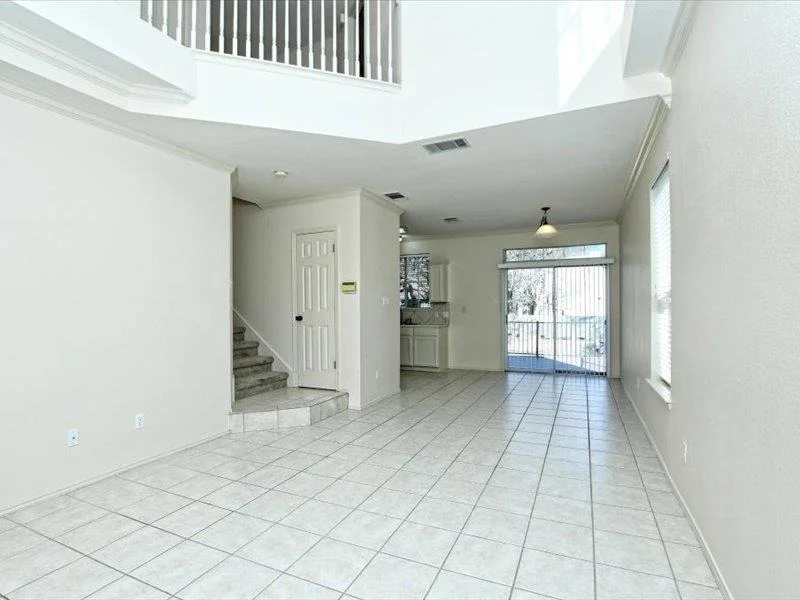 Photo of Unit 9 at 4400 Switch Willo
