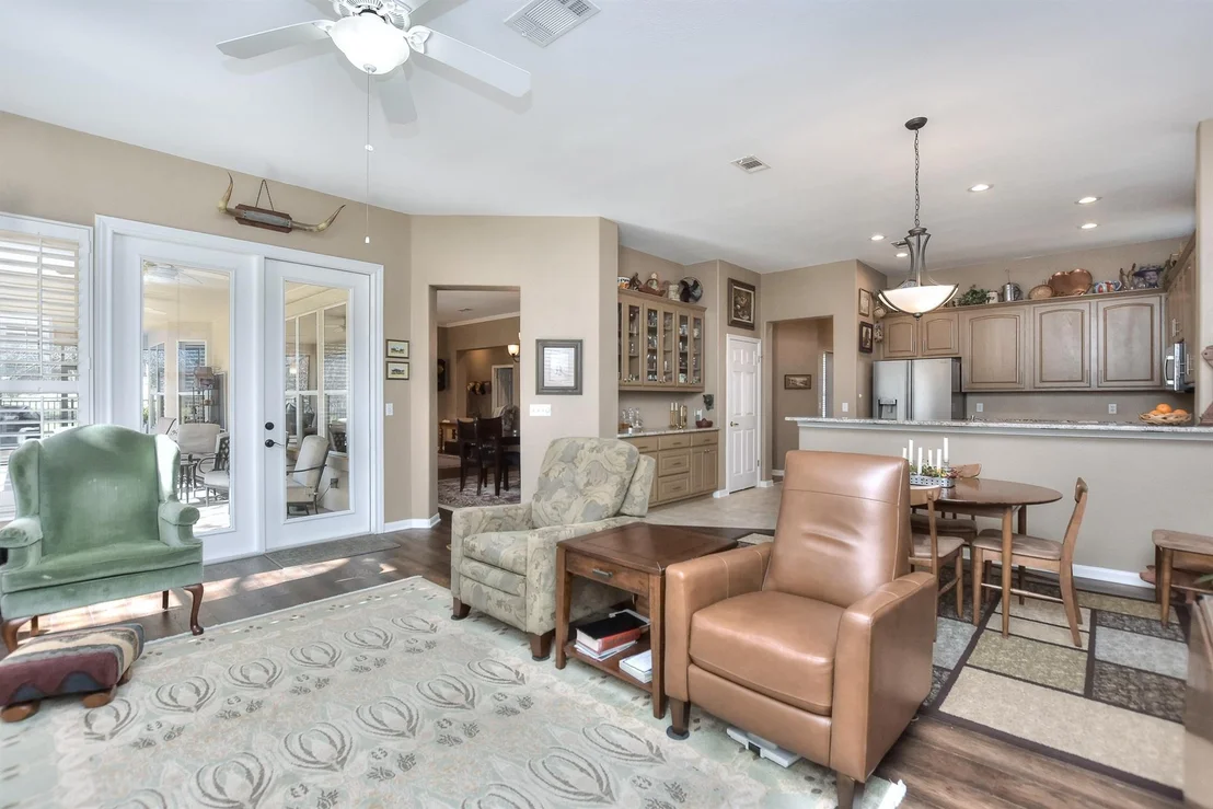 Photo of 111 Juniper Berry TRL