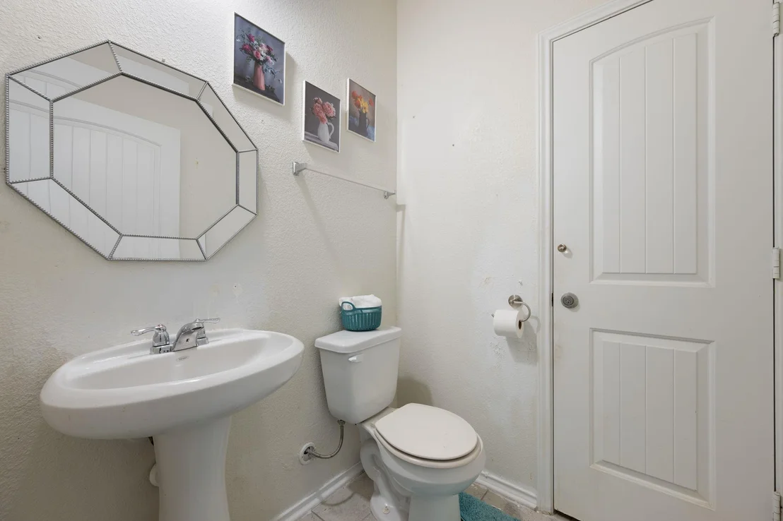 Photo of 807 Screech Owl DR