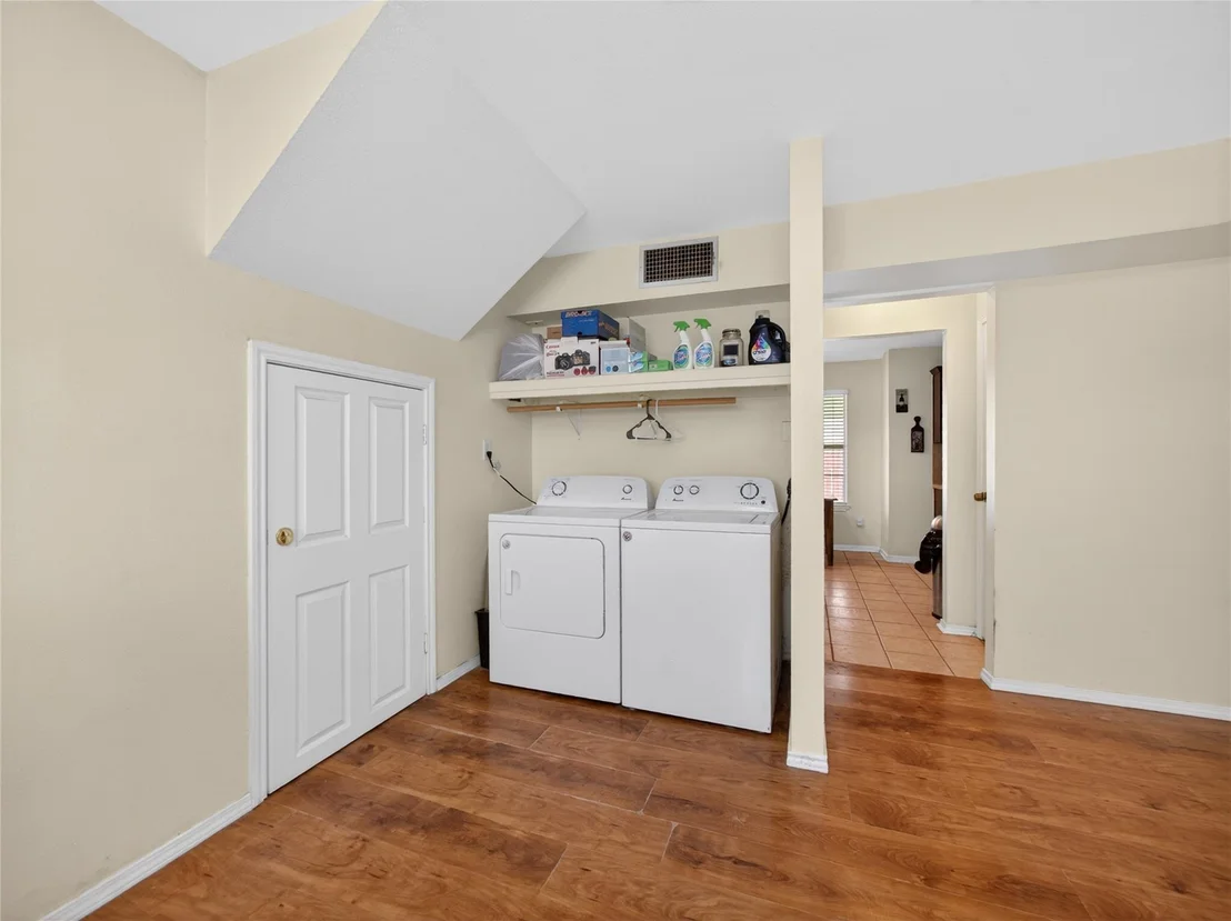 Photo of 311 College Ave