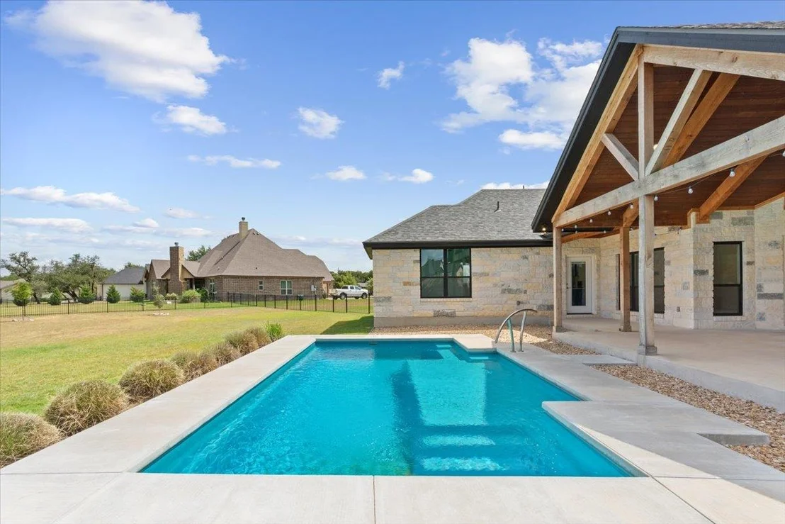 Photo of 1235 Ambrose DR