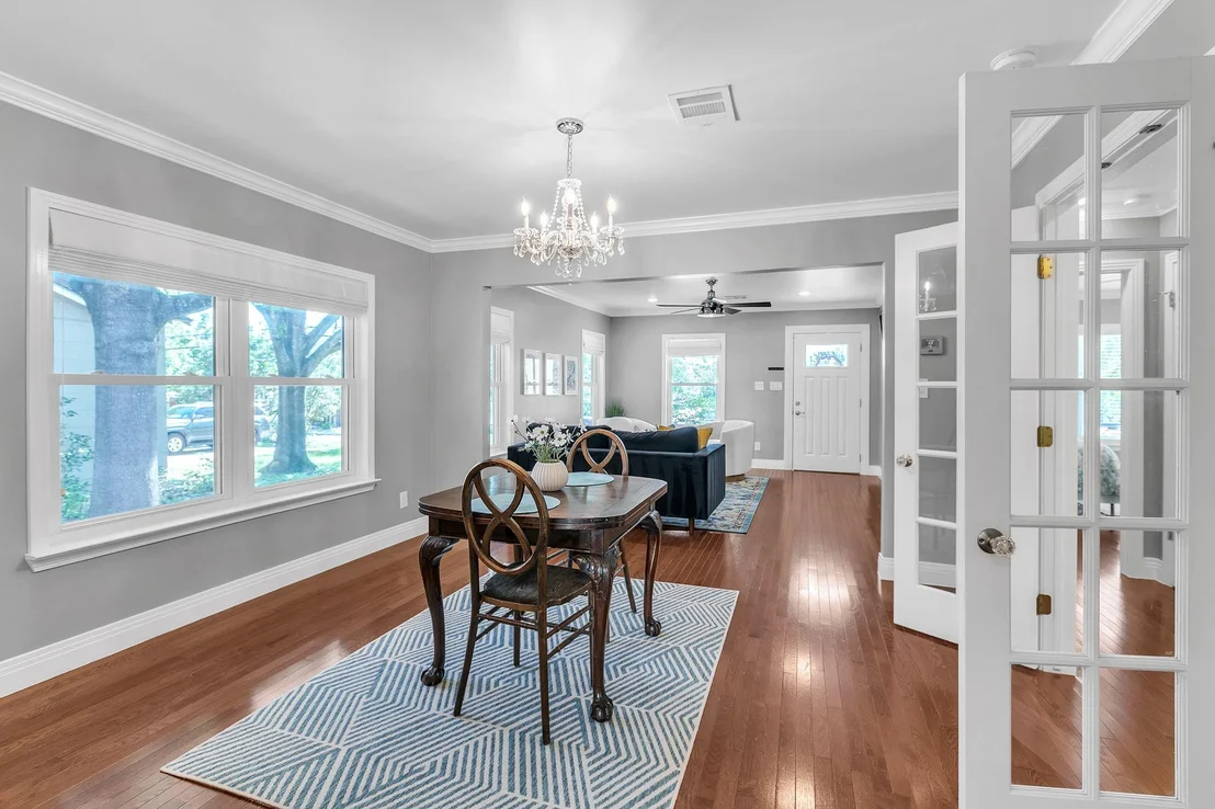 Photo of 1308 KINNEY Ave