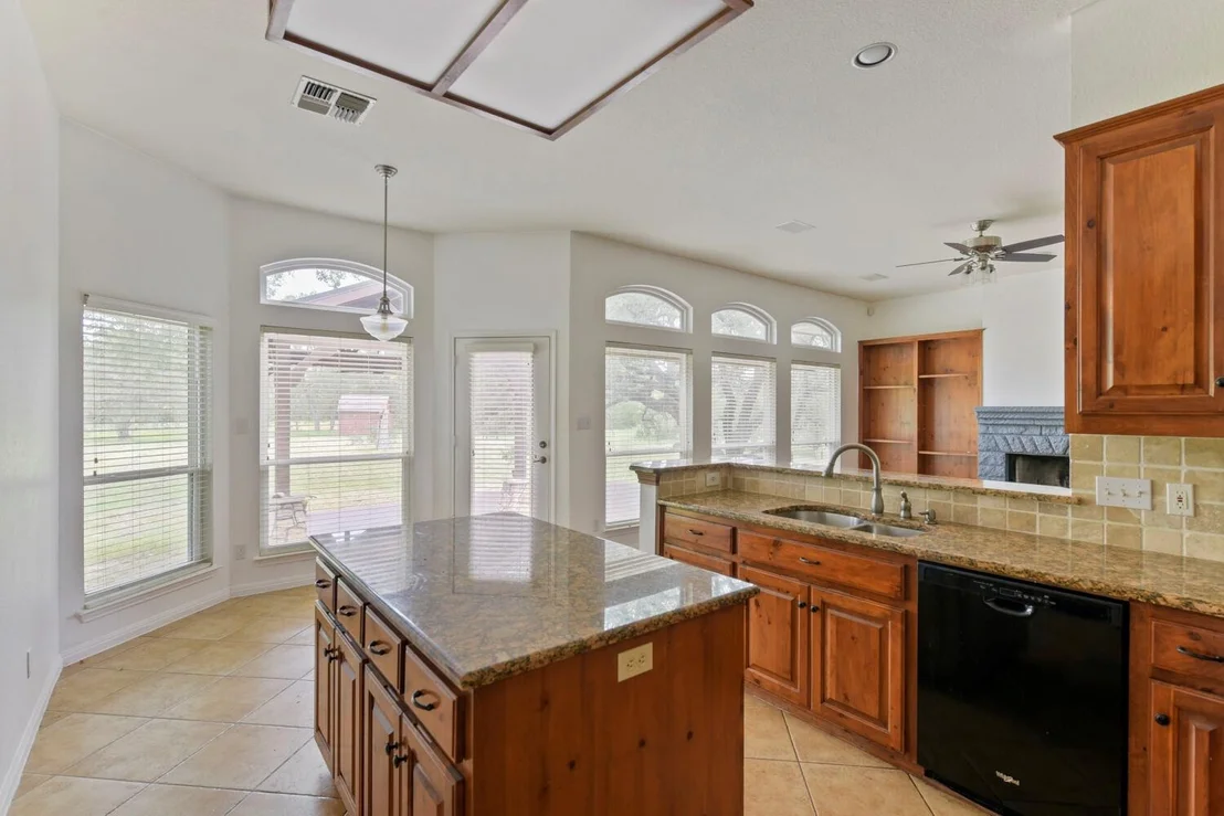 Photo of 330 Humphrey DR