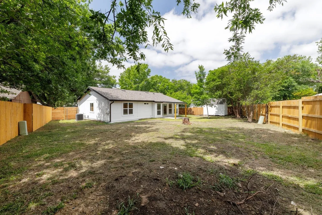 Photo of 4504 Southwest DR