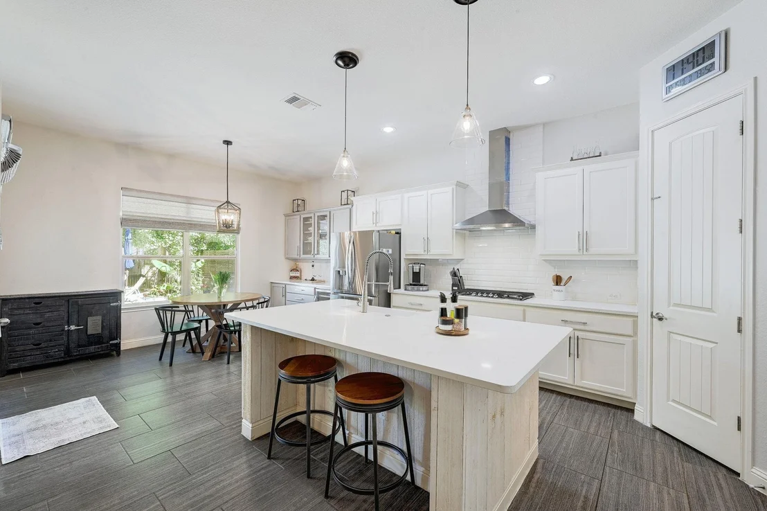 Photo of 306 Swallowtail DR