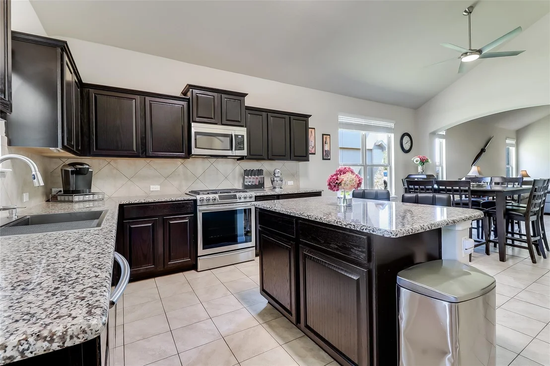 Photo of 1425 Hamiltons WAY