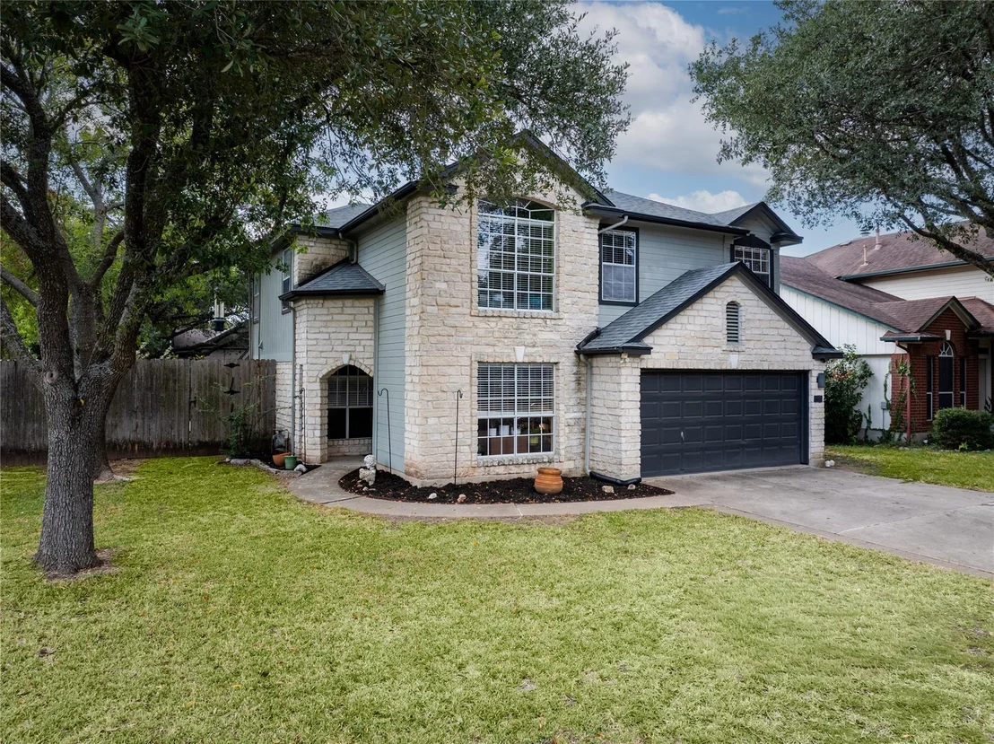 Photo of 1101 Brecon LN