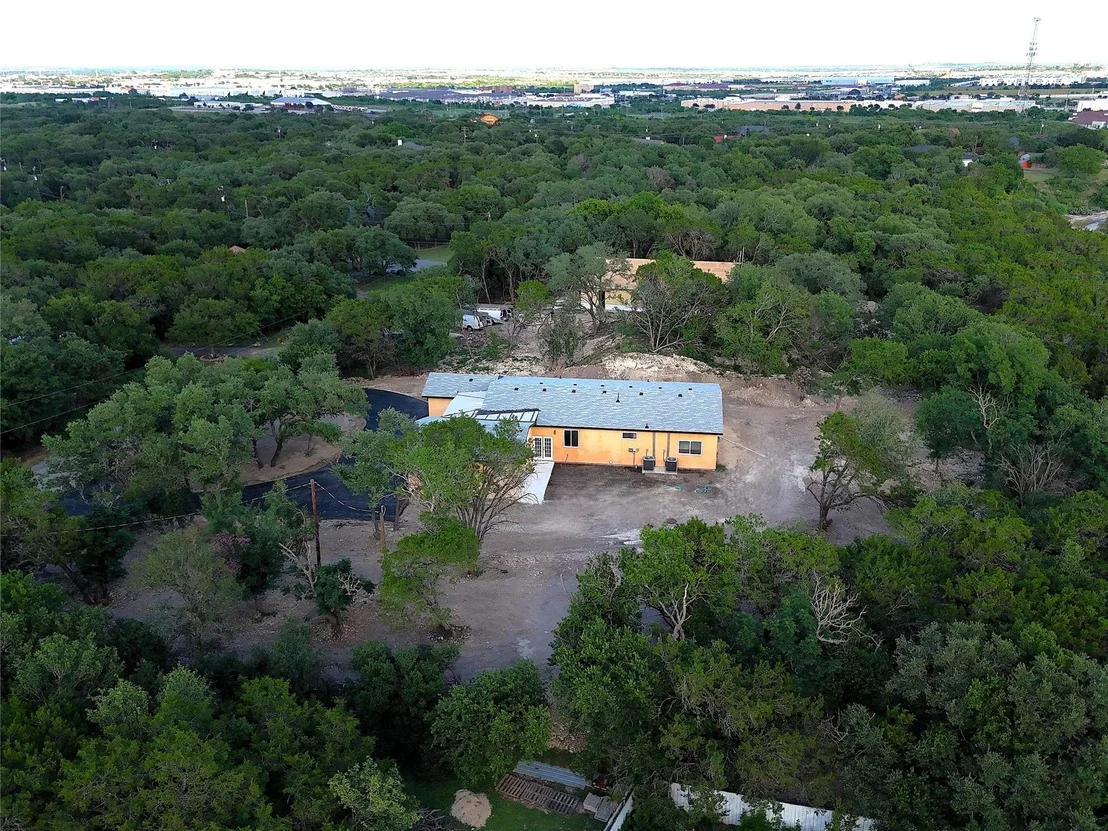 Photo of 411 Longcope LOOP