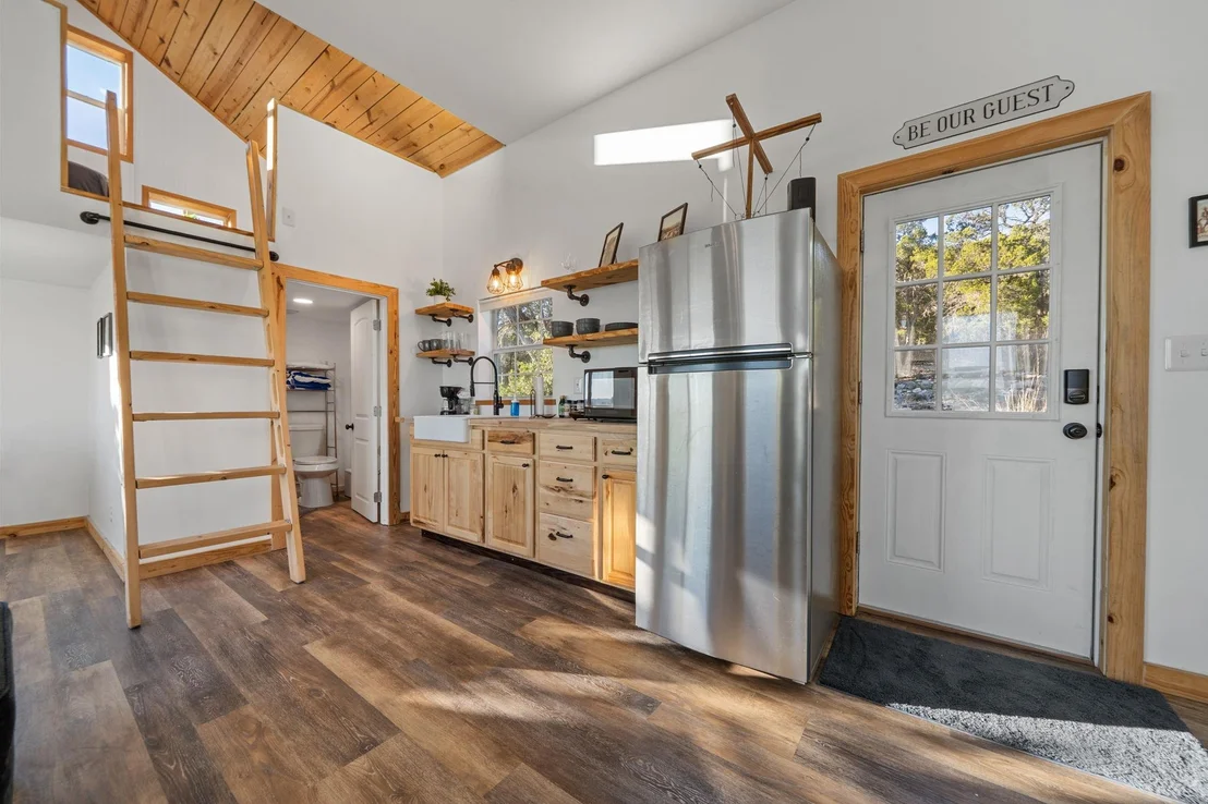 Photo of 28609 Paradise Manor DR