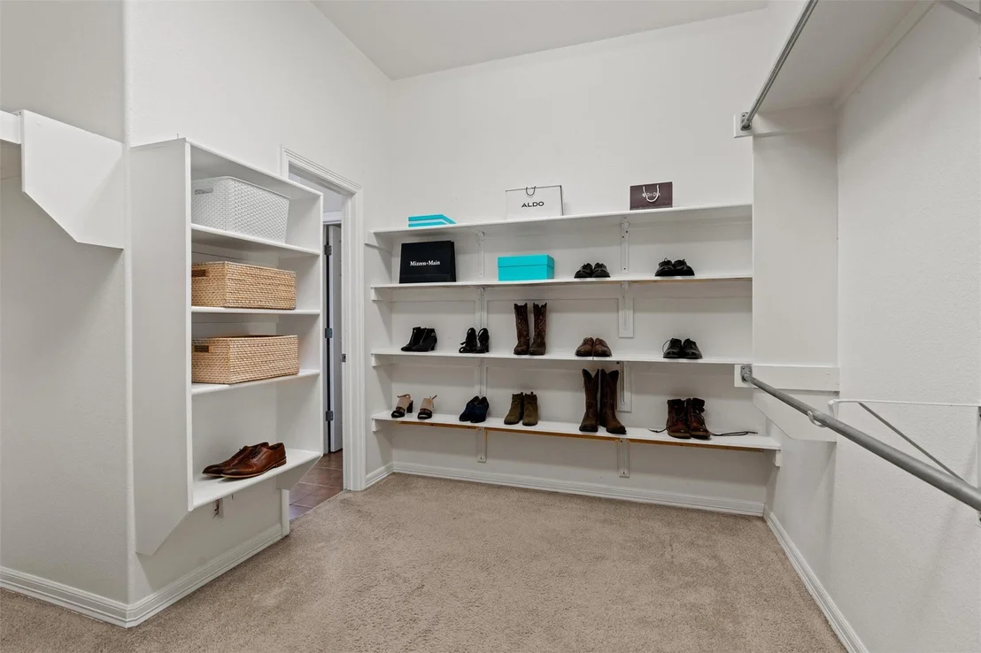 Photo of 1308 Hillridge DR