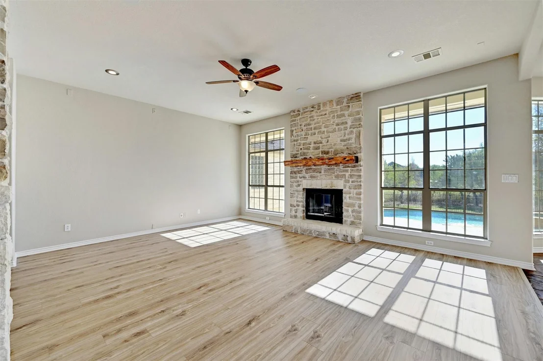 Photo of 1300 Little Bear RD