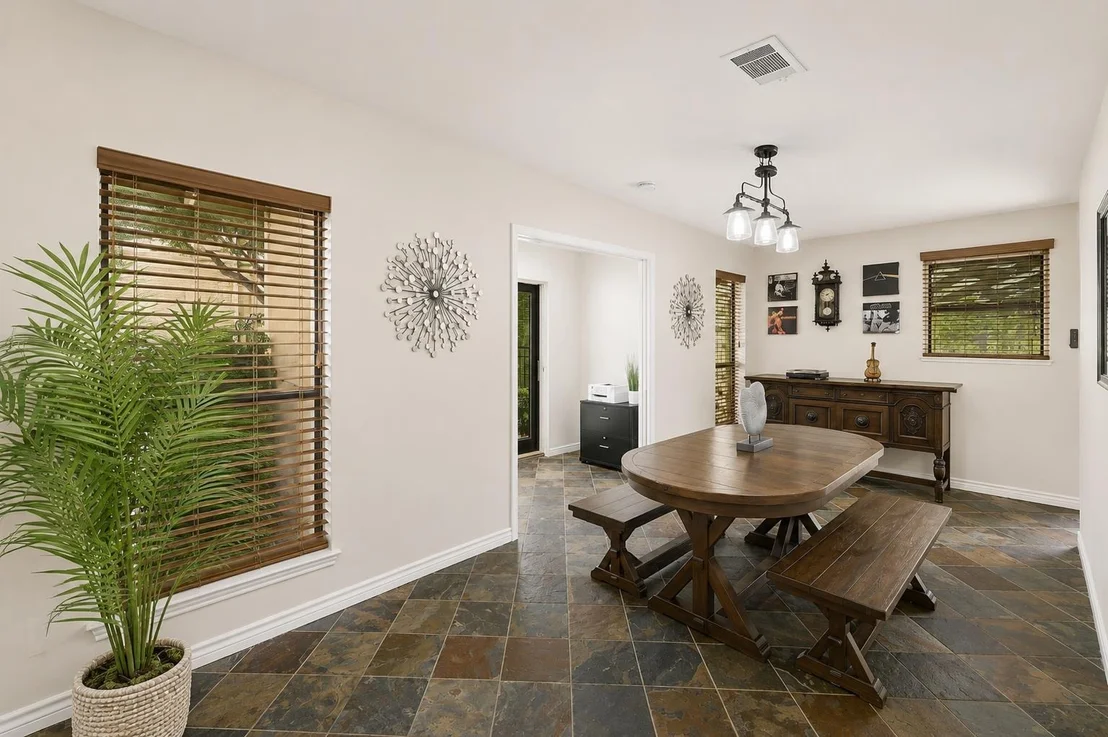 Photo of 122 Acapulco DR