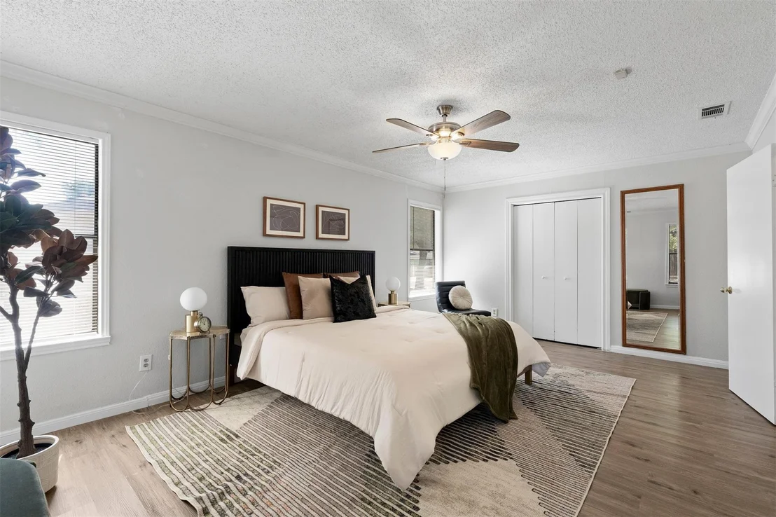 Photo of 1612 Broadmoor DR
