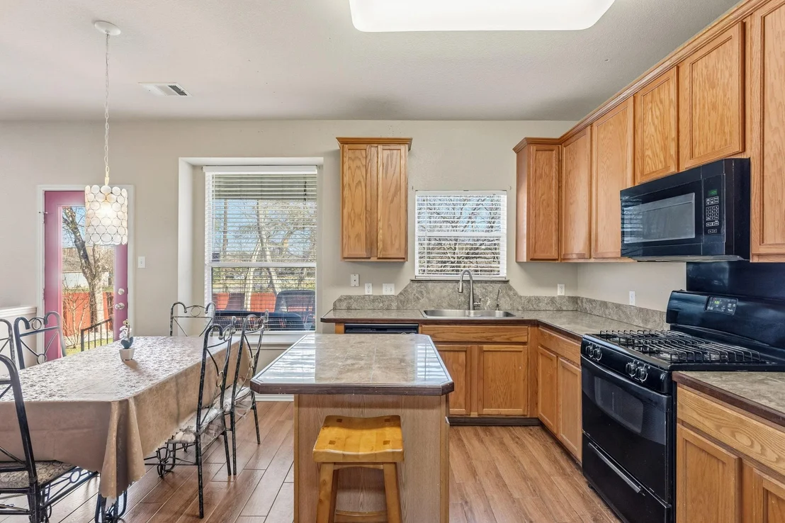 Photo of 1809 Darjeeling DR