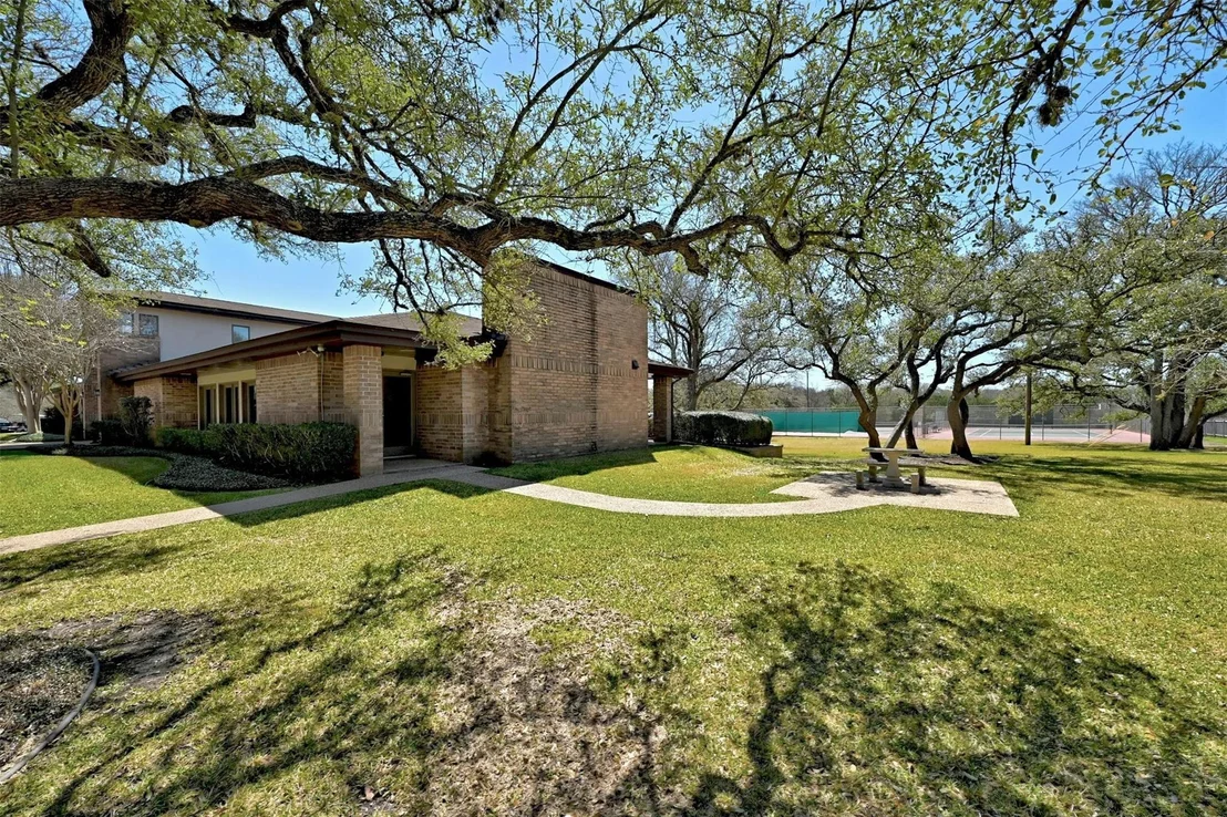 Photo of 2523 Gate Ridge DR