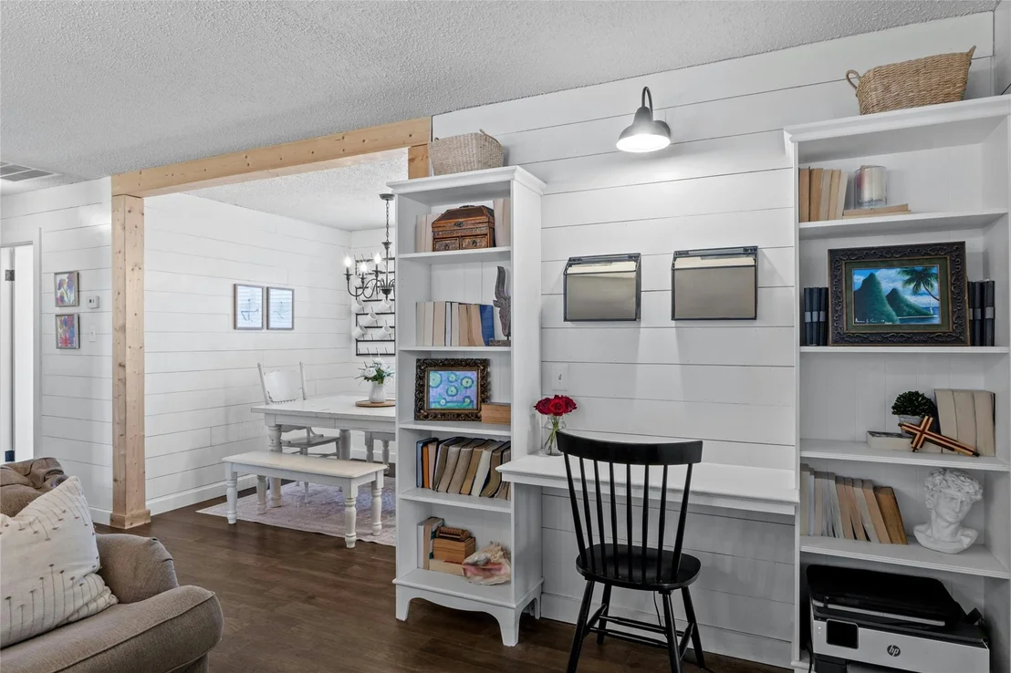 Photo of 607 Littlewin