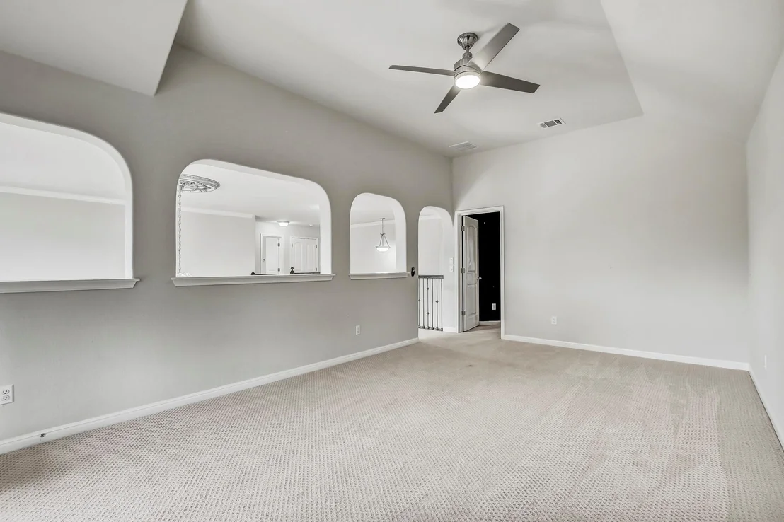 Photo of 7840 Aria LOOP