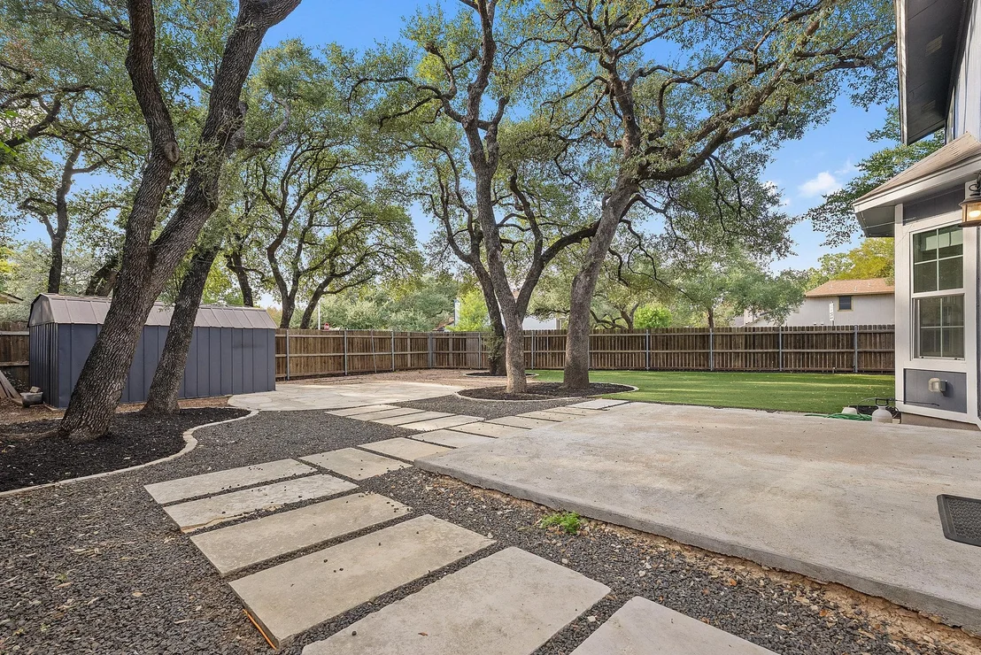 Photo of 13006 Debarr DR