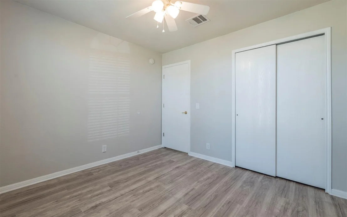 Photo of 1002 Stewart DR