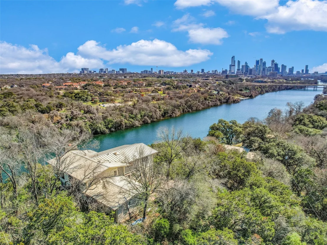 Photo of 2702 Valley Springs RD