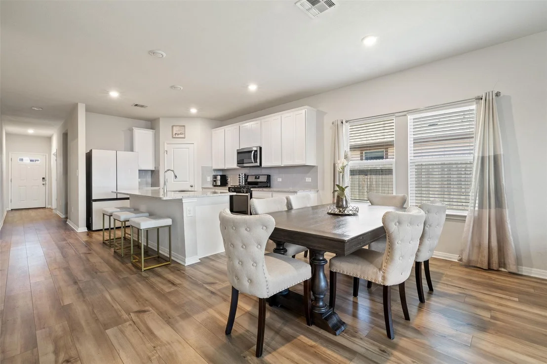 Photo of 14029 Heartland DR